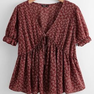 SHEIN Plus Ditsy Floral Knot Front Babydoll Blouse